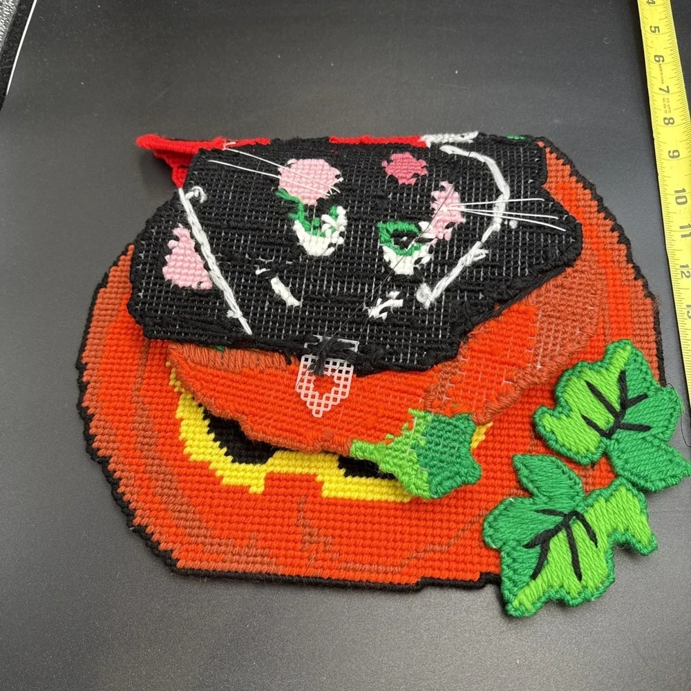 bucilla plastic canvas halloween black cat COMPLETE wall decor 19